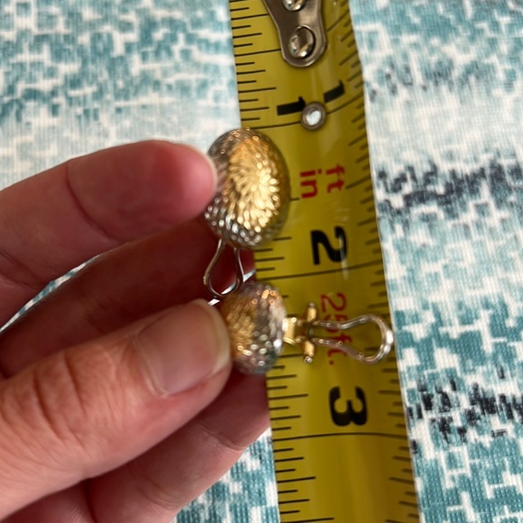 Bel Oro 18KT white Yellow Gold two tone Omega Clip pierced Earrings textured 18k - Picture 15 of 16